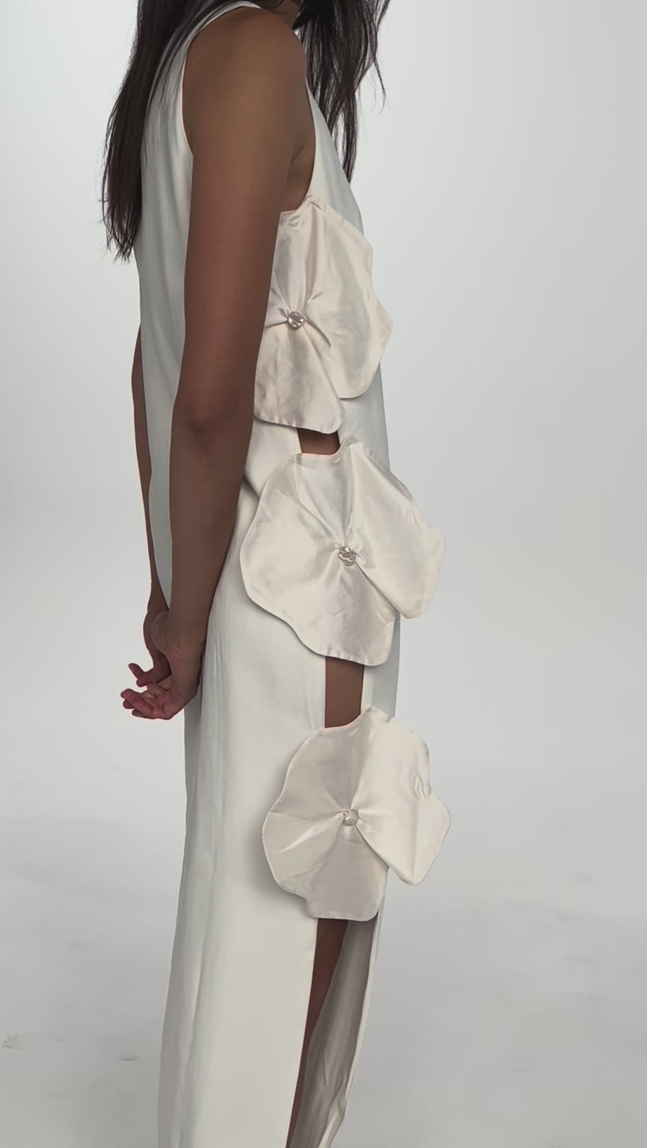 Kaia Dress in Ivory – HOLLI